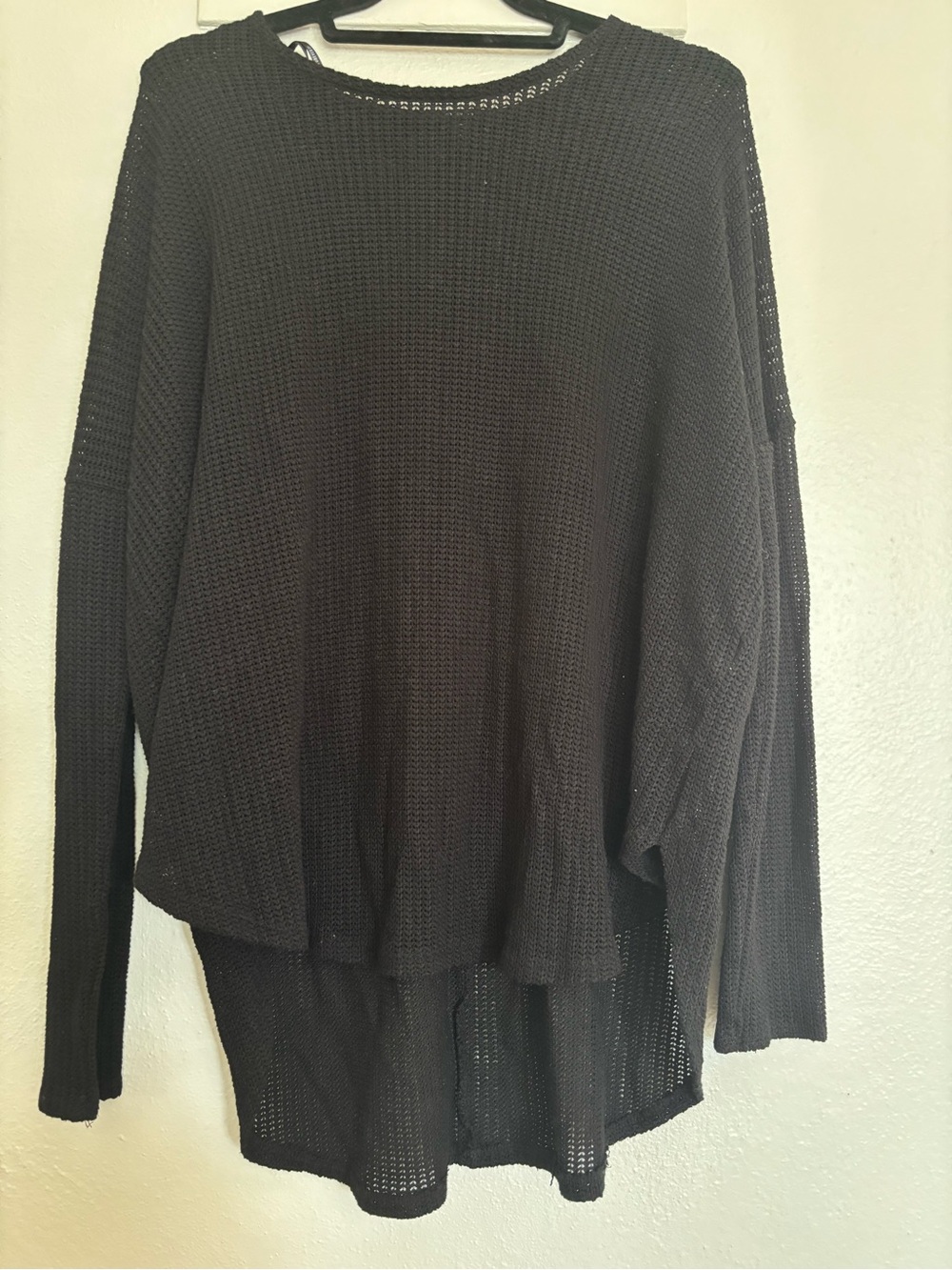 Forever 21 Black Lightweight Knit Long-Sleeve Sweater